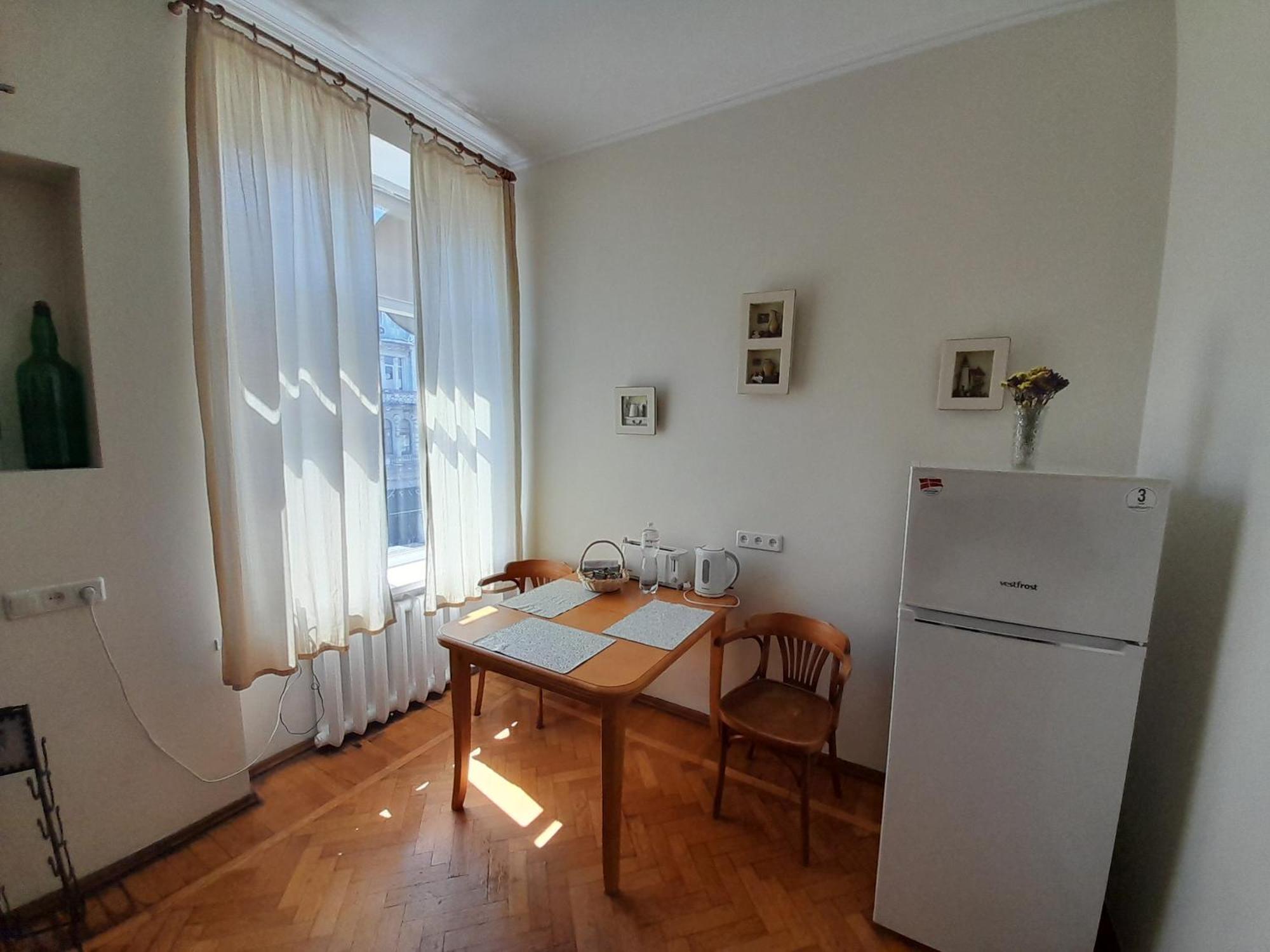 Apartment On Hretska 26/28 オデッサ エクステリア 写真